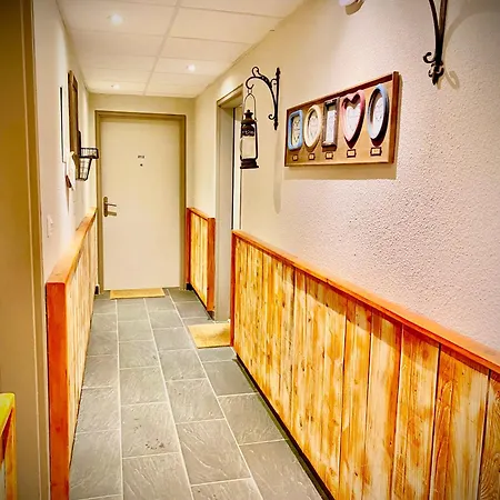 Les Esplaneilles Avec Parking- Terrasse Et Jardin Apartmán Formiguères