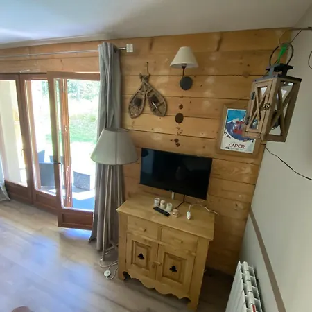Les Esplaneilles Avec Parking- Terrasse Et Jardin Apartmán Formiguères