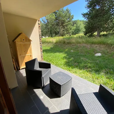 Les Esplaneilles Avec Parking- Terrasse Et Jardin * Formiguères